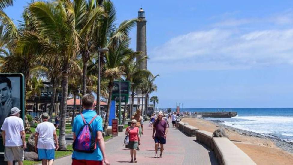 Gran Canaria lidera la llegada de turistas extranjeros a Canarias en agosto 