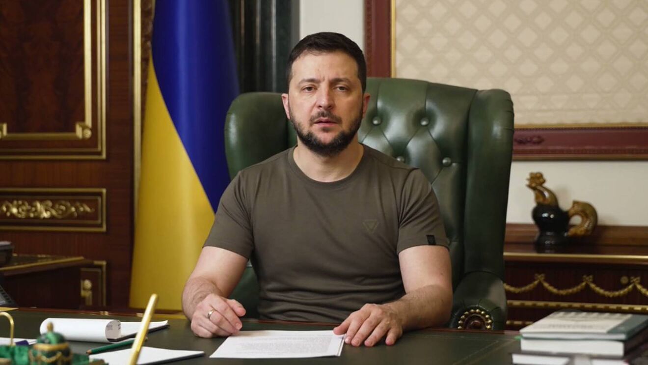 Zelenski afirma que el Ejército de Ucrania trabaja para recuperar el Donbás por completo