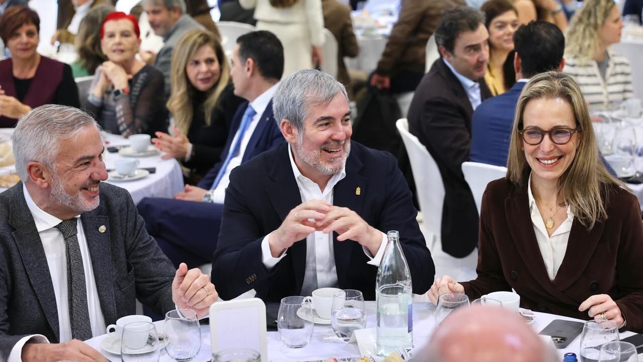 Fernando Clavijo destaca la conexión entre universidad, empresa y administración para impulsar la diversificación económica