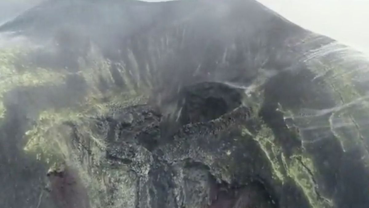 Día 73. El cono principal del volcán de La Palma deja de emitir lava y la actividad se desplaza al secundario