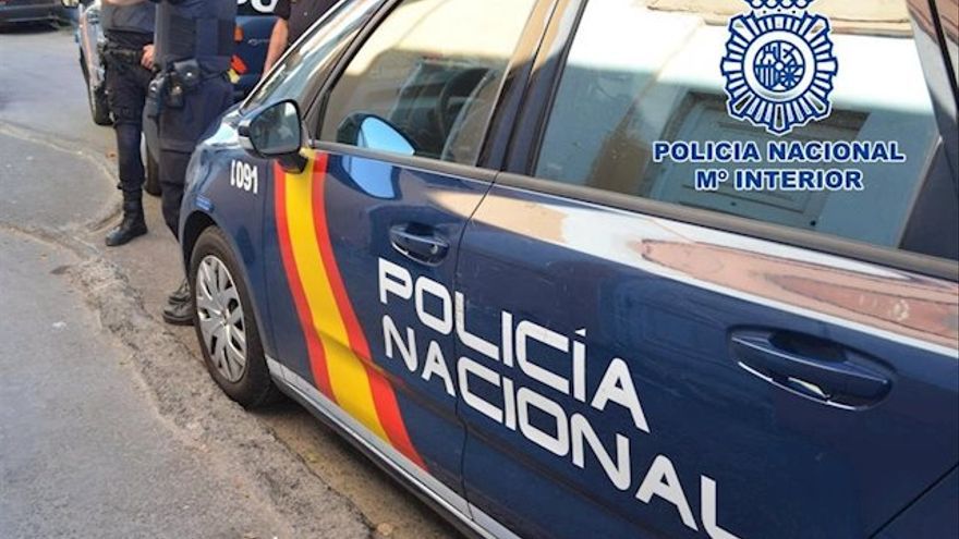 Dos detenidos por robar en siete coches en Las Palmas de Gran Canaria