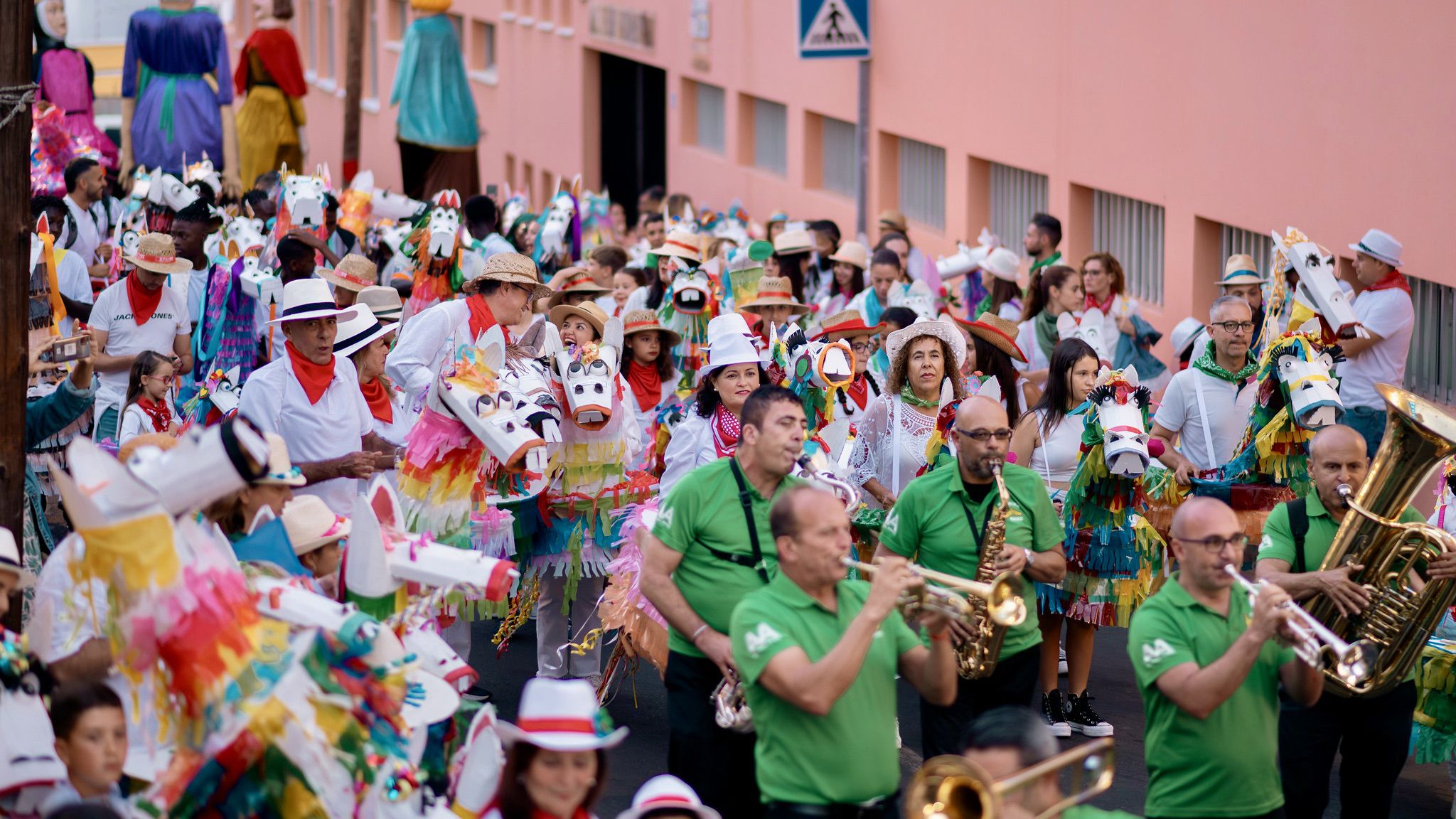 La semana grande de las Fiestas de Santiago de Gáldar comienza este lunes con música y diversión