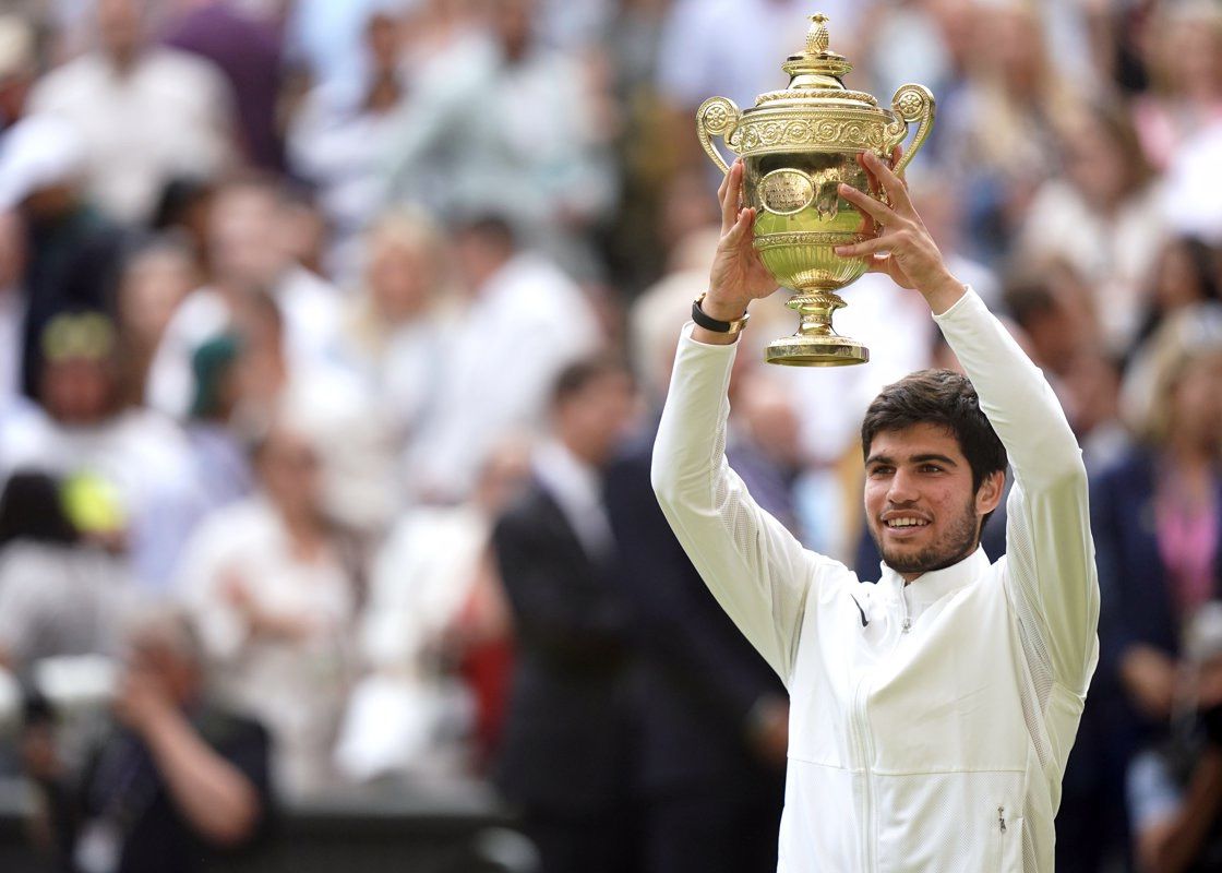 Alcaraz bate a Djokovic y conquista Wimbledon