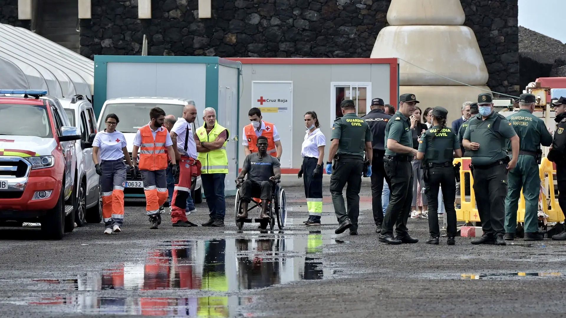 Llega otro cayuco a El Hierro con 183 personas, sexta embarcación del día en Canarias