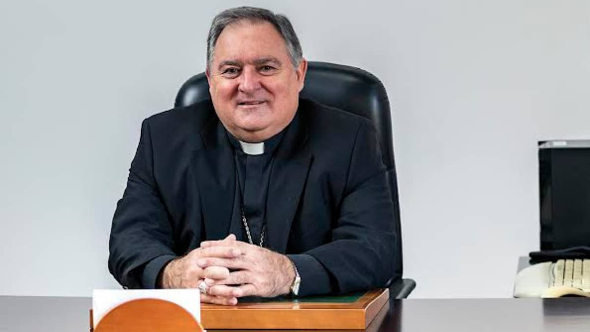 El obispo de Canarias invita a los padres a pedir la clase de religión en la inscripción del próximo curso escolar