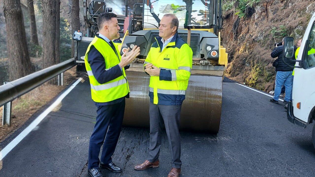 El Cabildo termina el asfaltado de más de ocho kilómetros de carreteras en los Altos de Gáldar