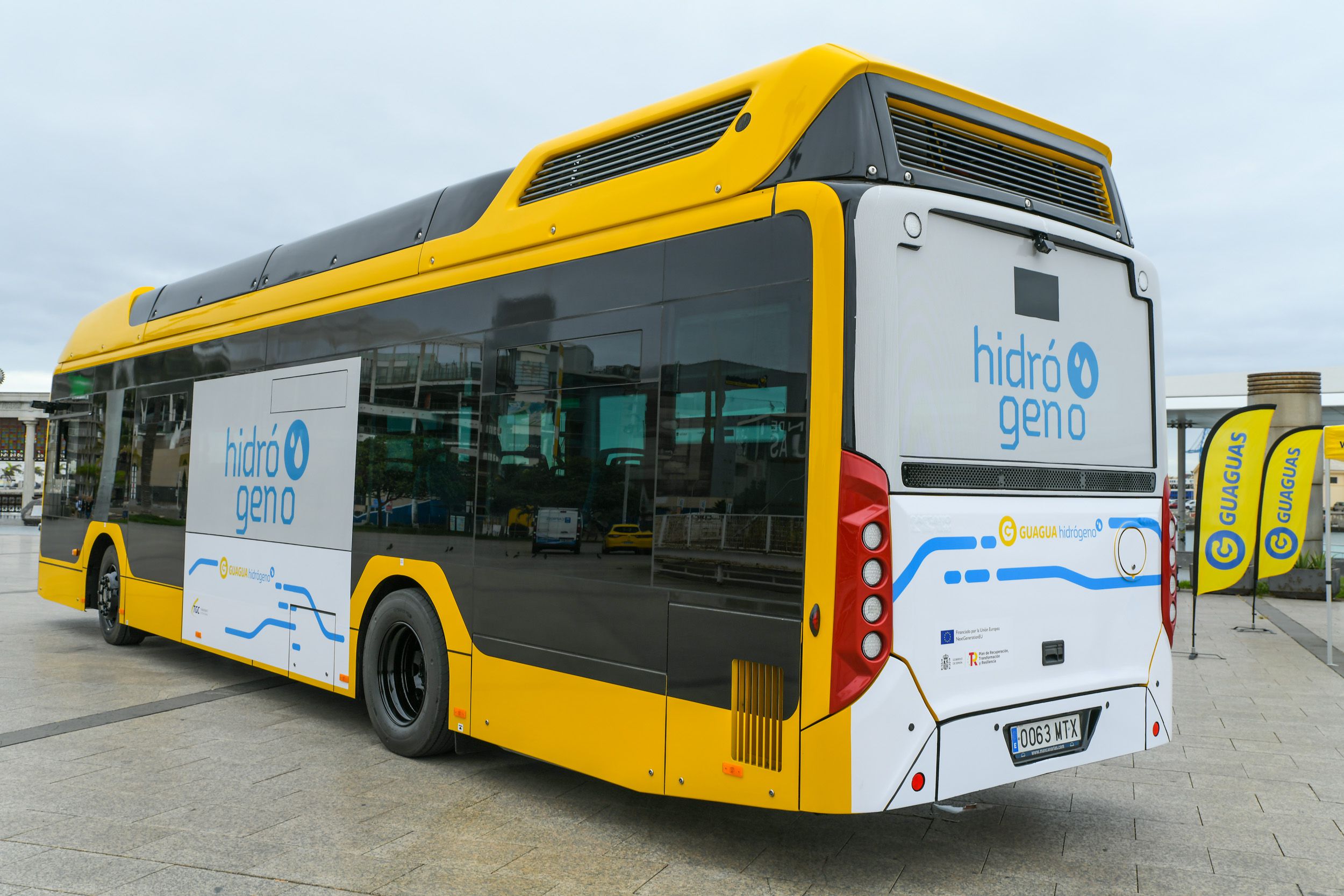 La ciudad avanza en movilidad sin contaminantes con la primera guagua de hidrógeno verde