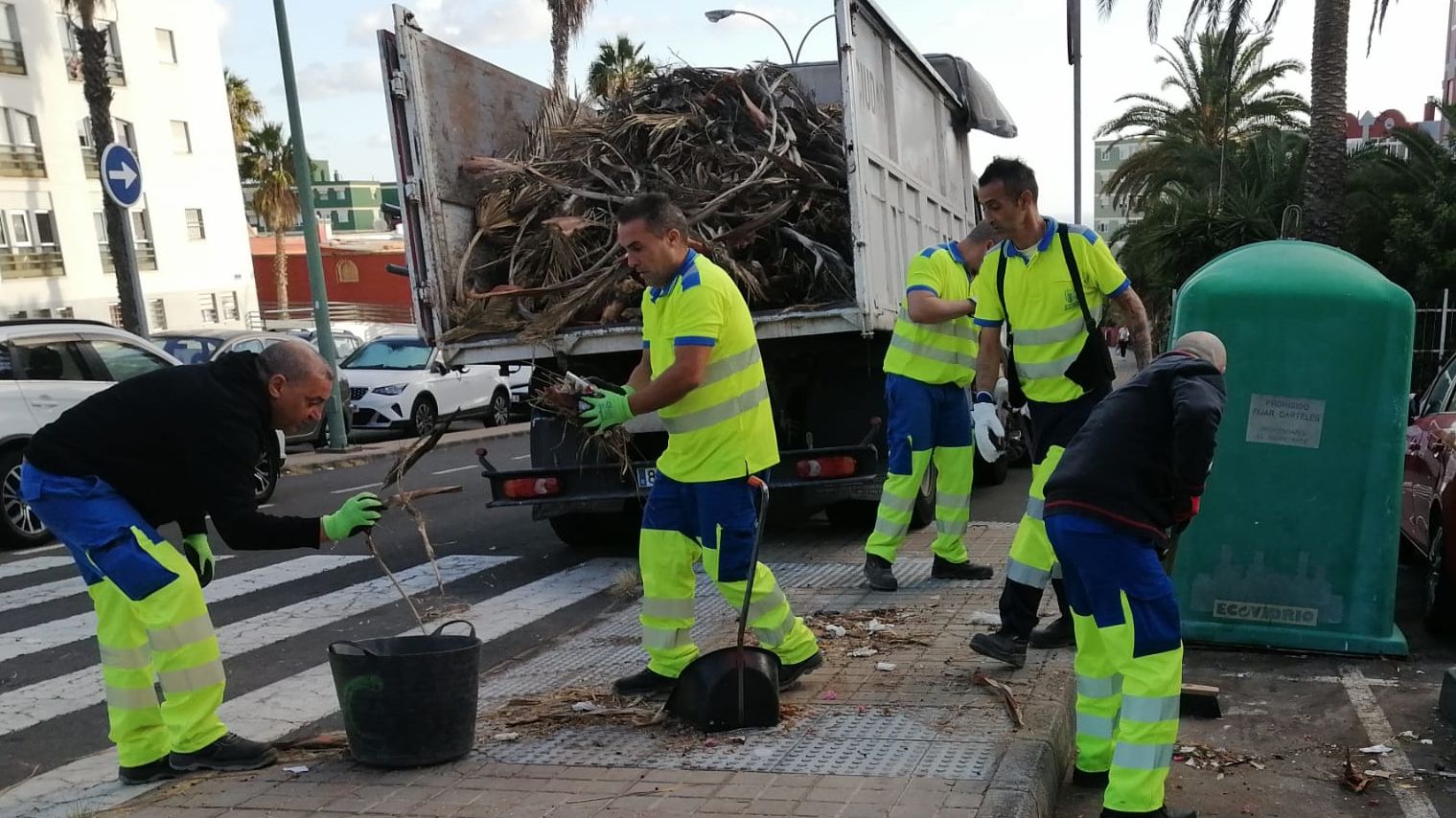 Nochevieja sin incidencias en Las Palmas y con 1.300 kilos de residuos recogidos