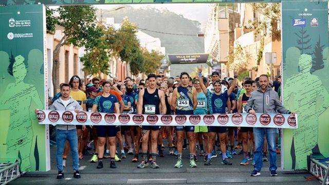 La solidaridad se cita en la Villa de Moya con la XI Carrera Dulce