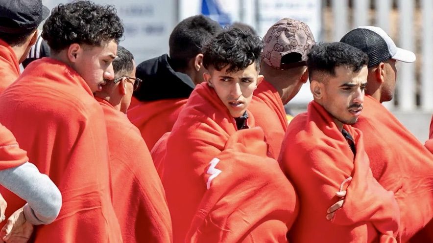 Lanzarote se declara en “emergencia social” ante la situación de los menores migrantes