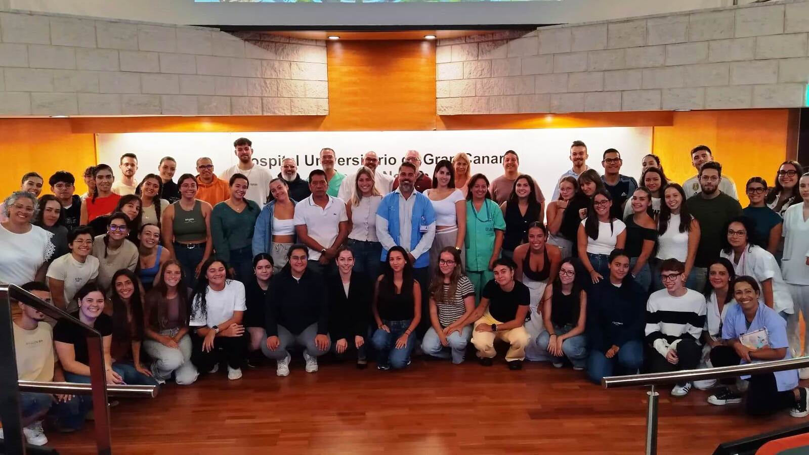 70 alumnos de Enfermería de la ULPGC realizarán sus prácticas en el Hospital Doctor Negrín