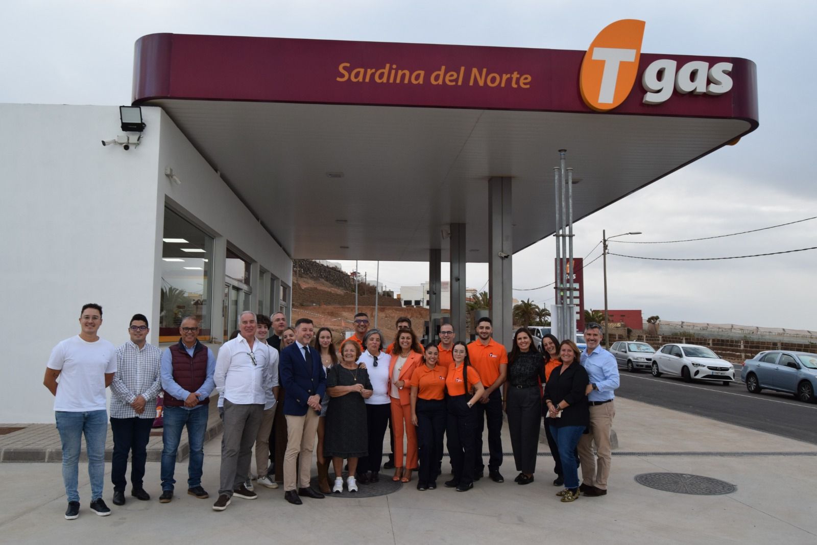 Abre en Sardina de Gáldar la primera estación de servicio '24 horas'