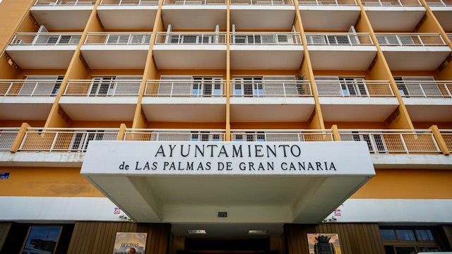 El Ayuntamiento adjudica el contrato de mobiliario de oficina por 440.000 euros