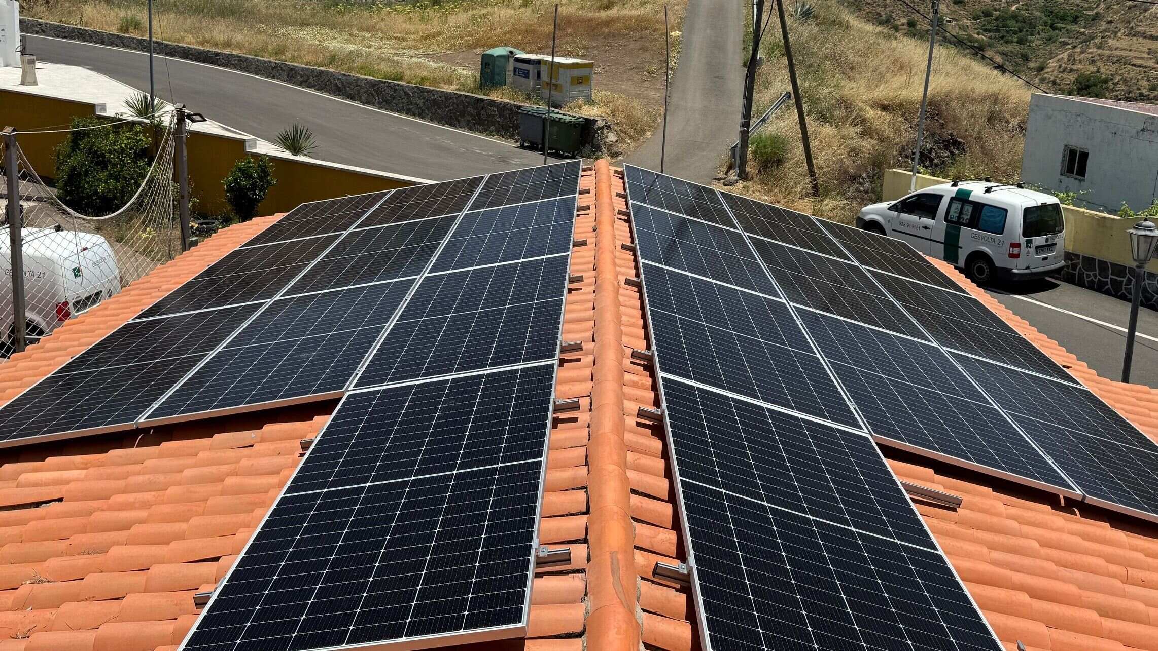  El Ayuntamiento de Gáldar impulsa el autoconsumo energético en el Hotel Rural de Juncalillo con una instalación solar fotovoltaica 