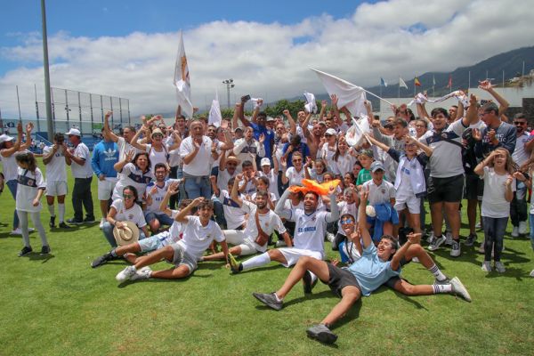 Permanencia histórica de la SD Tenisca y clasificación inesperada para la promoción del CD Tenerife 