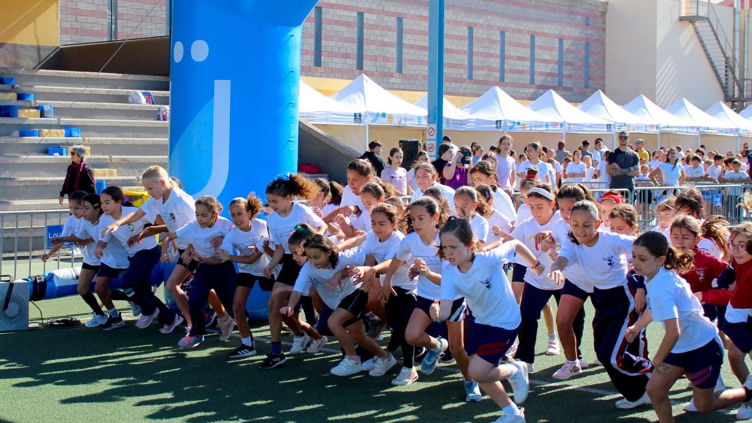 Más de 700 estudiantes compiten en el Cross Escolar Municipal de Agüimes