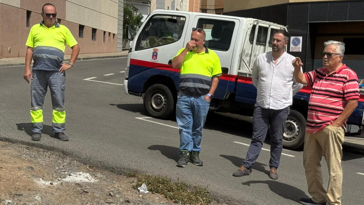 El alcalde de Telde atiende las demandas vecinales en Lomo Blanco, Lomo Cementerio y San Francisco