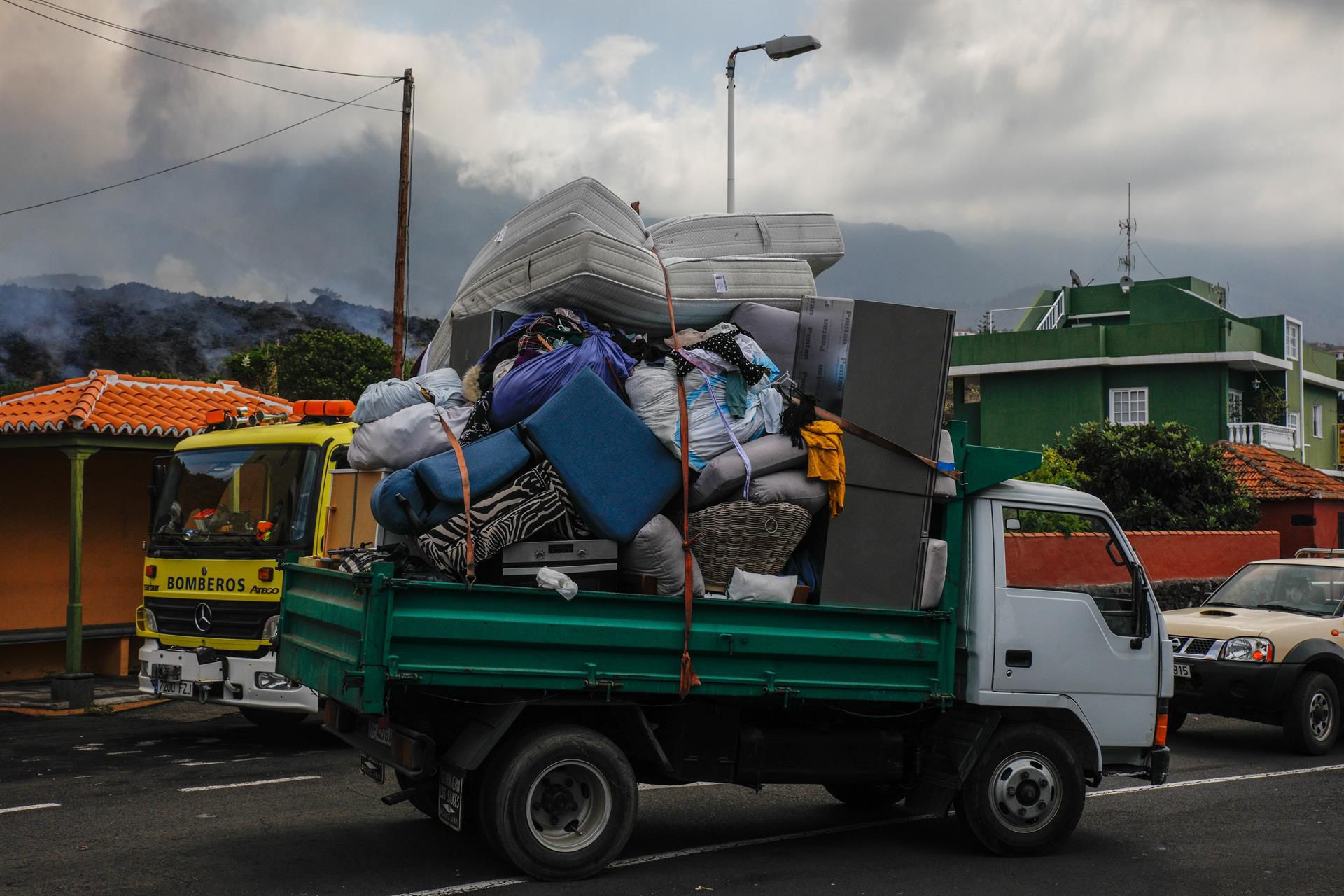 Vivienda crea un registro único de afectados en La Palma 