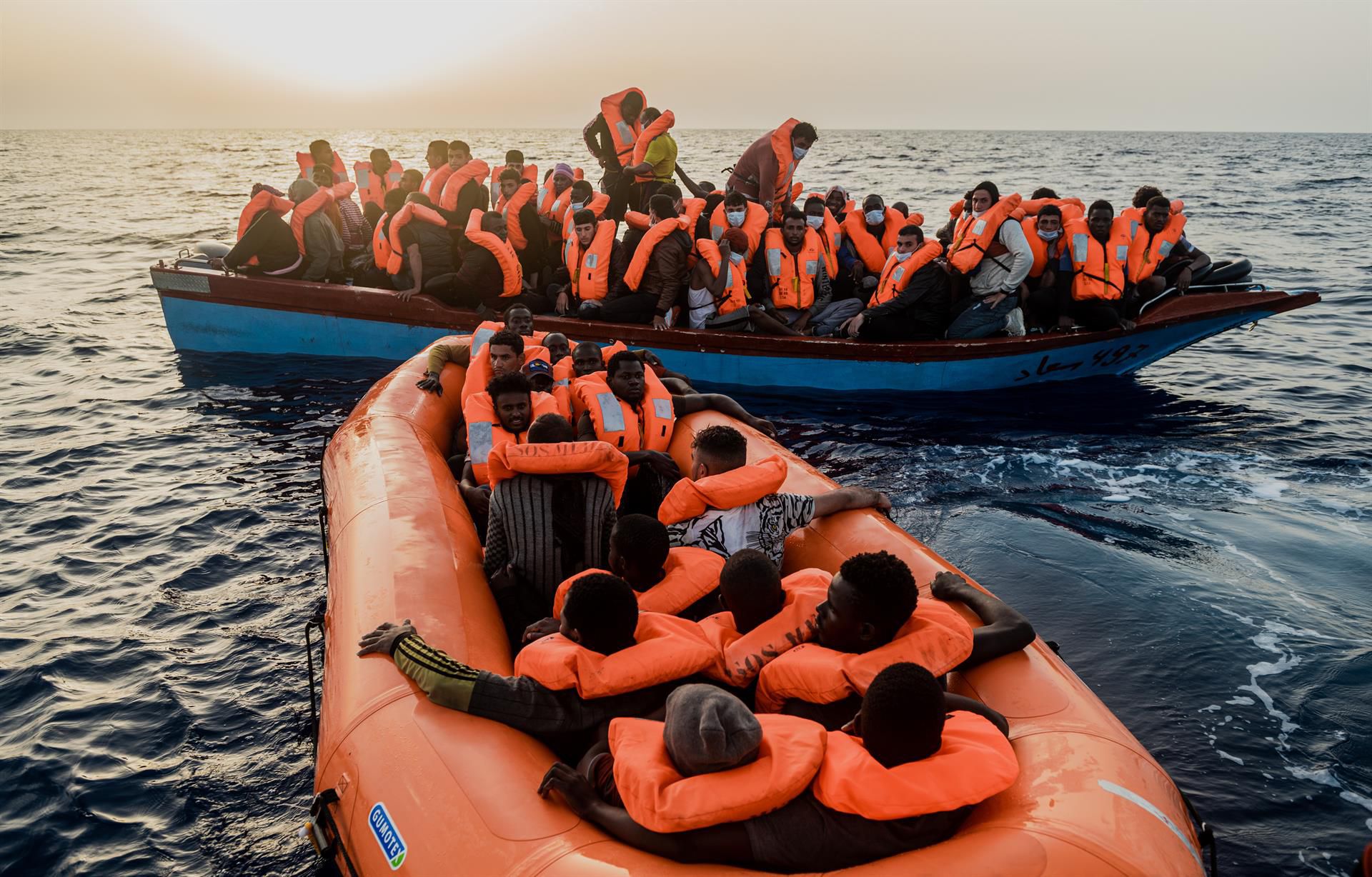 Marruecos anuncia el rescate de 177 migrantes en aguas del océano Atlántico