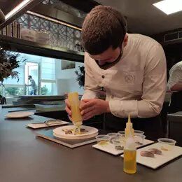 Hecansa ficha al chef grancanario Óscar Mayer para reforzar la Innovación Gastronómica