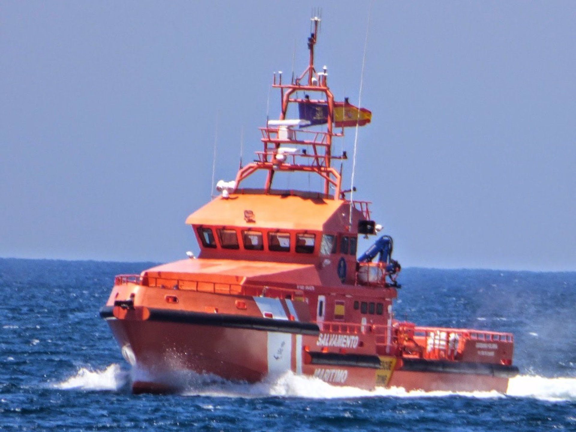 Salvamento rescata a 60 migrantes a unos 92 kilómetros al este de Lanzarote