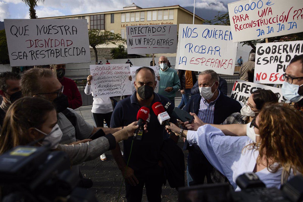 La Plataforma de Afectados por el volcán en La Palma convocan una manifestación silenciosa para este lunes