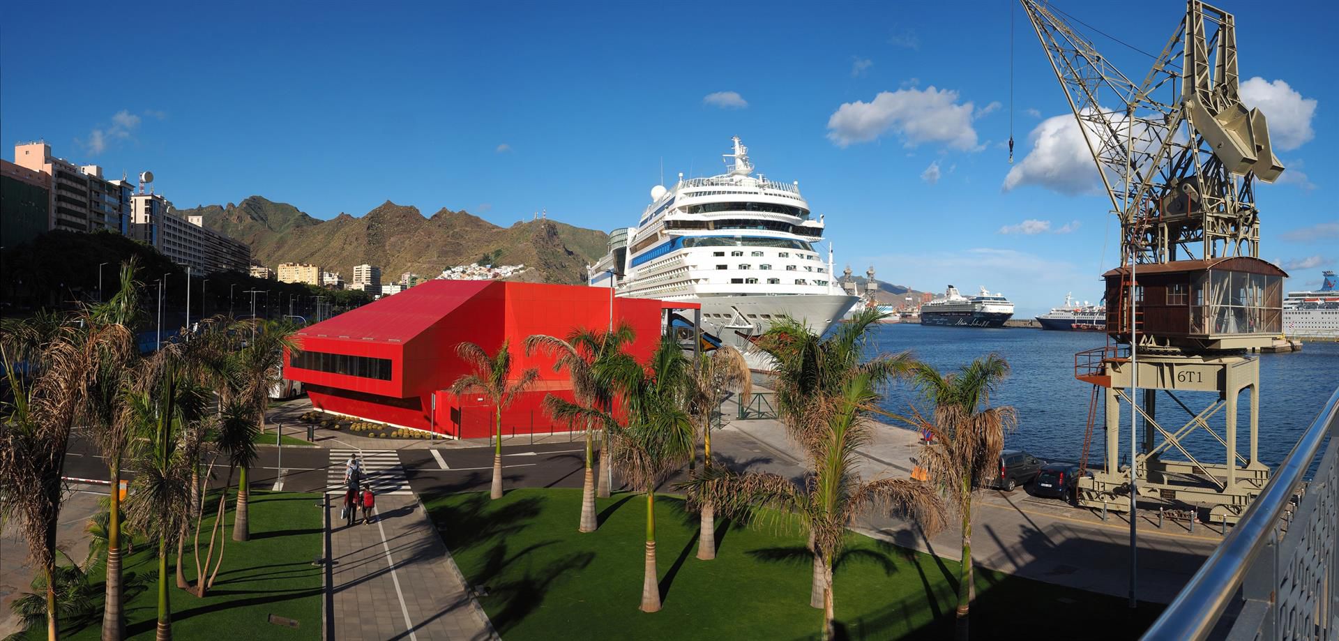 Los cruceros crecen un 93% en Las Palmas y un 98% en Santa Cruz de Tenerife hasta julio
